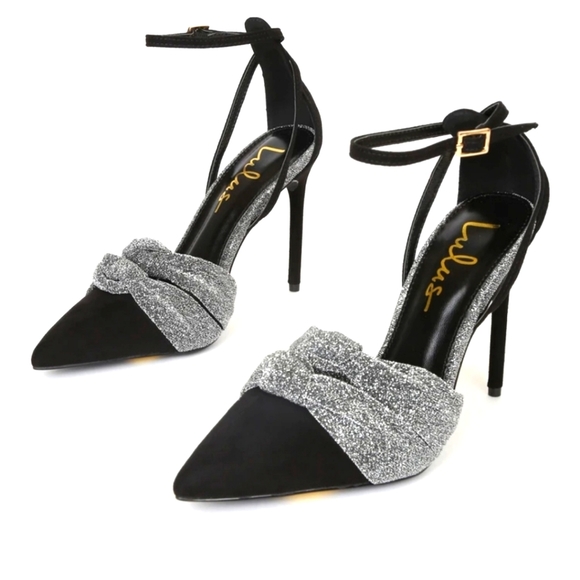 Pumps - Picture 1 of 4